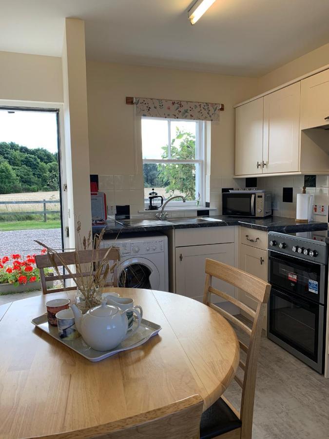 Ploughmans Cottage Forres Exterior foto